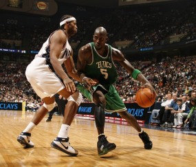 开云世界杯2026-年度焦点之战，黄蜂加时鏖战，逆风翻盘力克快船