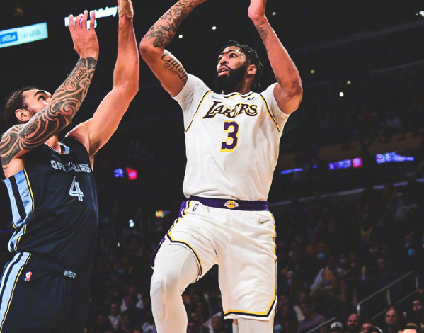 古比奥罗队取得胜利,迎来赛季首胜 古比奥罗队取得胜利,迎来赛季首胜