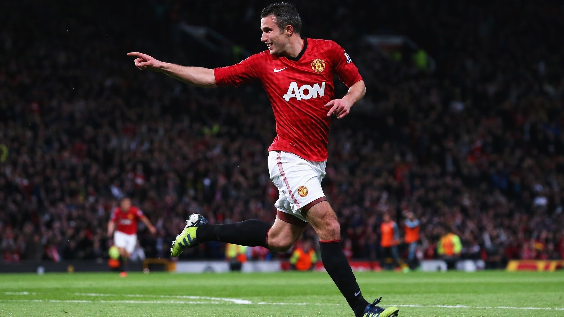 F1新赛季揭幕战，速度与激情，伊拉克足球冲垮加拿大